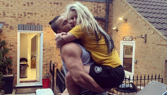 Toni Storm en couple avec un catcheur de la NJPW