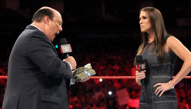 De l'eau dans le gaz entre Stéphanie McMahon et Paul Heyman ?