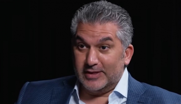 Nick Khan servait de médiateur entre Vince McMahon et Stéphanie/Triple H