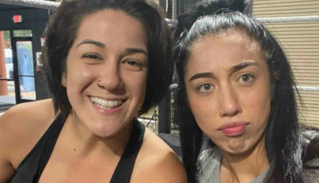 Bayley invite Indi Hartwell à la rejoindre