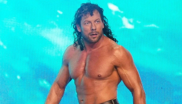 Kenny Omega sera de retour à AEW Dynamite le 1er mai