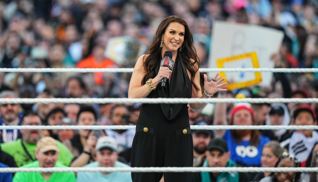 Stephanie McMahon a assisté au WWE SmackDown du 28 juin 2024