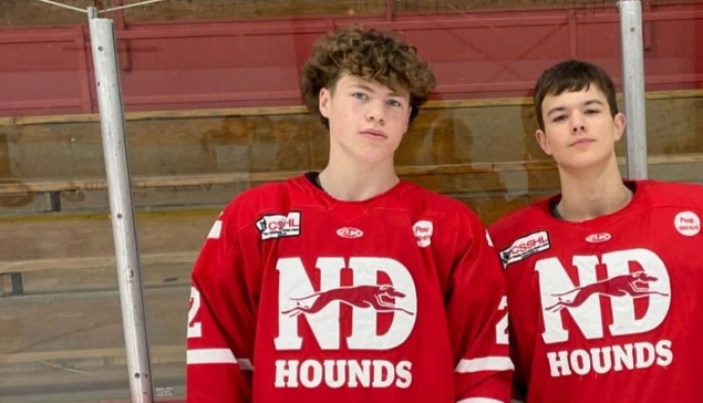 Le fils de Brock Lesnar repêché au hockey