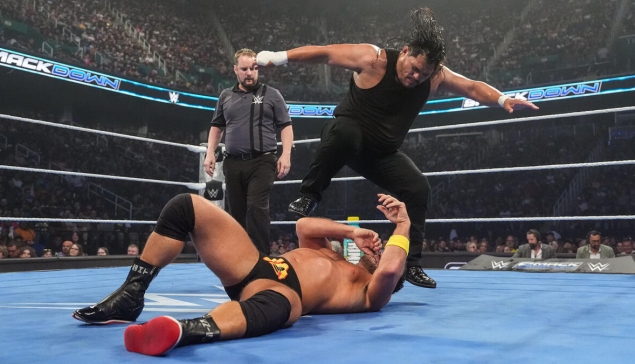 JC Mateo (Jeff Cobb) gagne son premier match à la WWE
